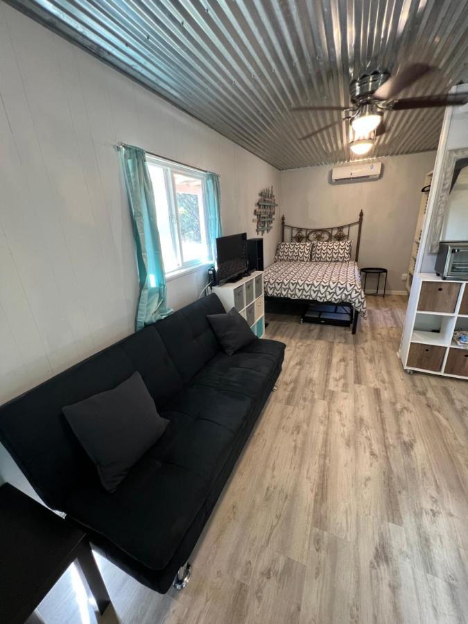 Elegant 1Br 1Ba Tiny Home/Free Parking/ Near Lake Marble Falls Esterno foto
